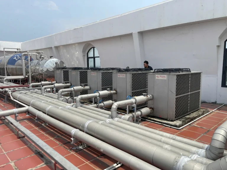 Dự Án Hệ Thống Nước Nóng Heat Pump Cho Khách Sạn Và Công Trình Lưu Trú